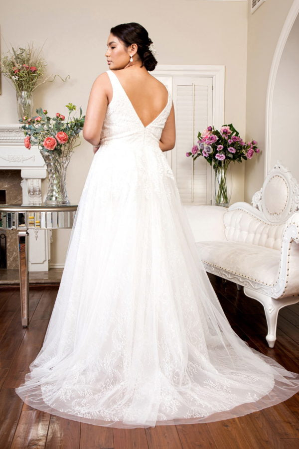 Elizabeth K - GL1902 - Embroidery V-Neck Wedding Gown